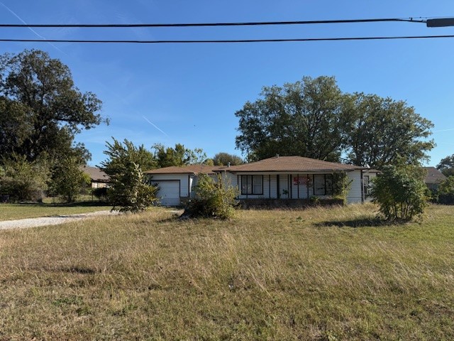 614 N Main Street Springtown TX 76082