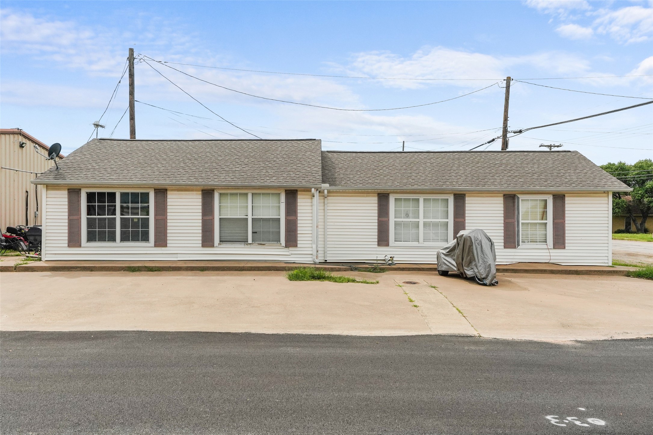 200 Cypress Seagoville TX 75159