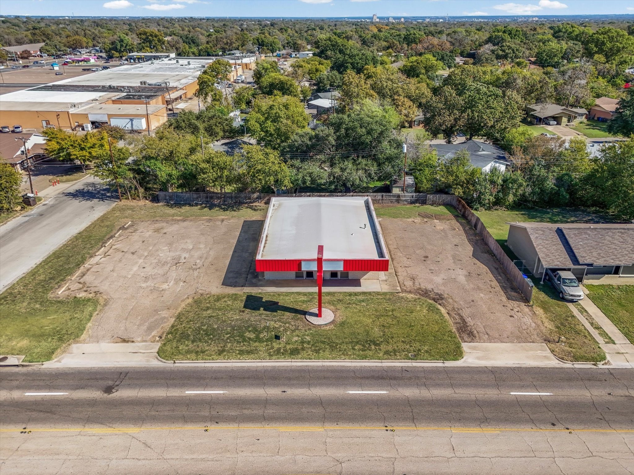 1311 N New Road Waco TX 76710