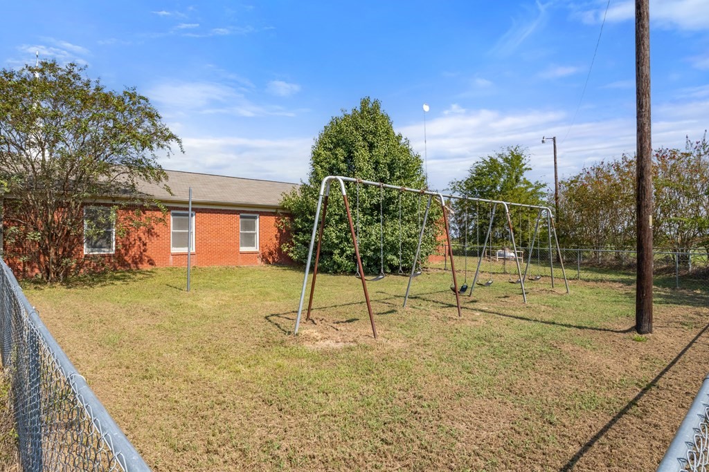 1525 Vz County Road 4512 Ben Wheeler TX 75754
