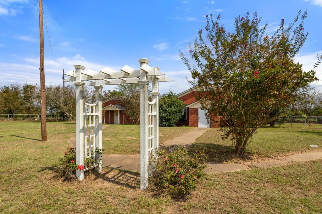 1525 Vz County Road 4512 Ben Wheeler TX 75754