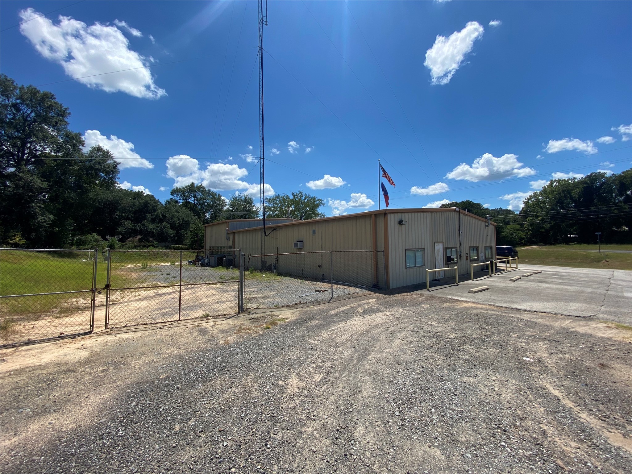 2300 Tx-322 Henderson TX 75652