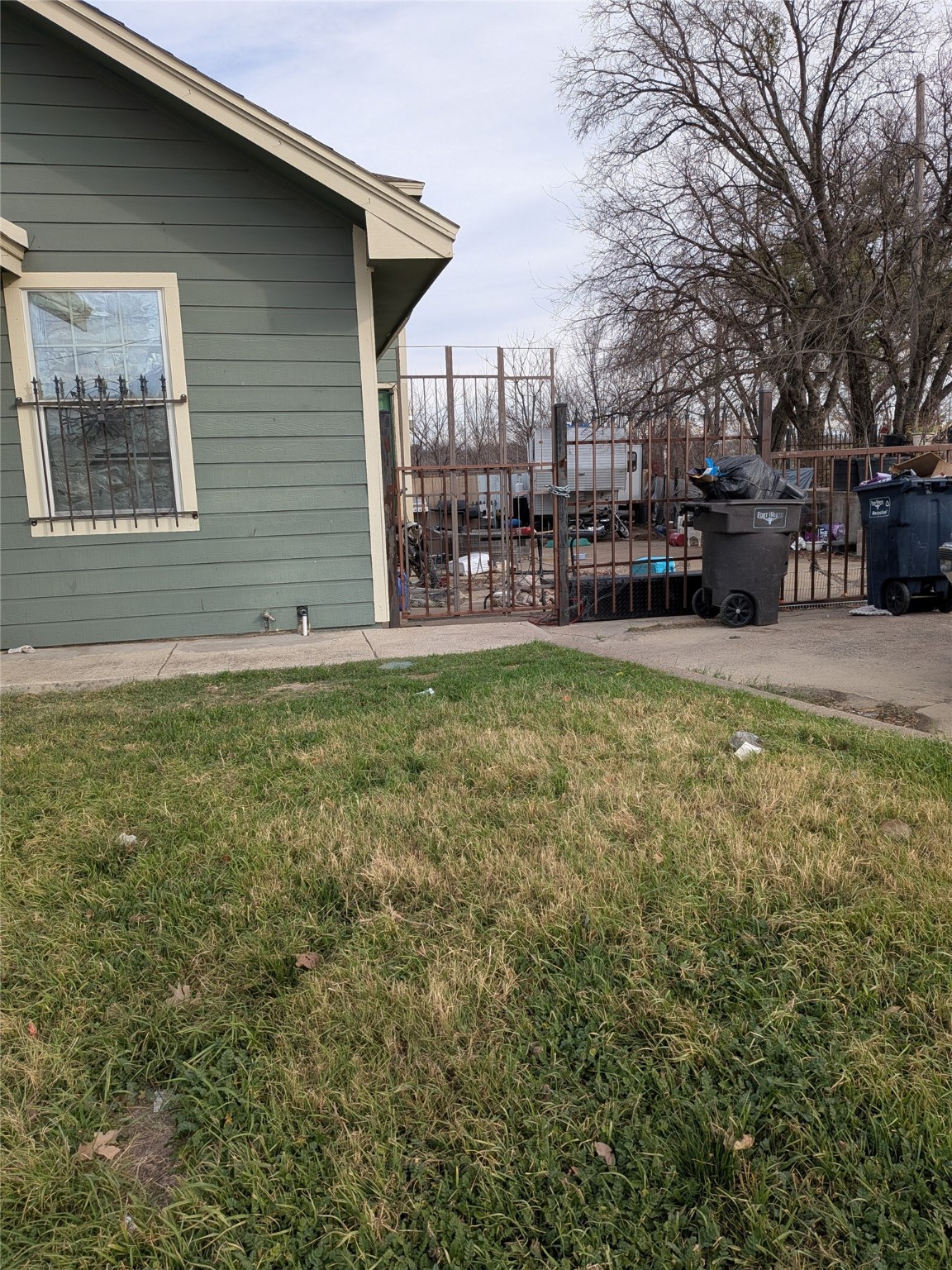 3120 N Main Street Fort Worth TX 76106
