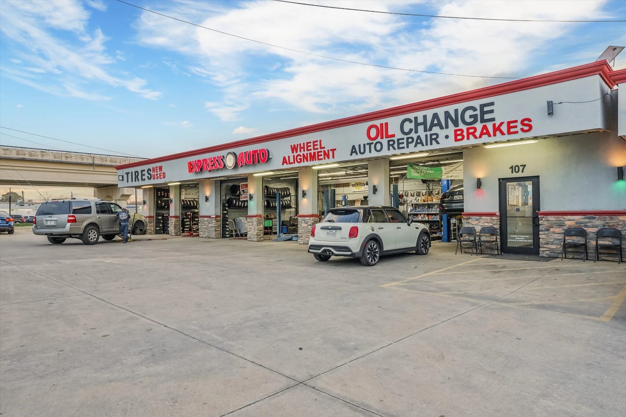 109 N Story Road Irving TX 75061