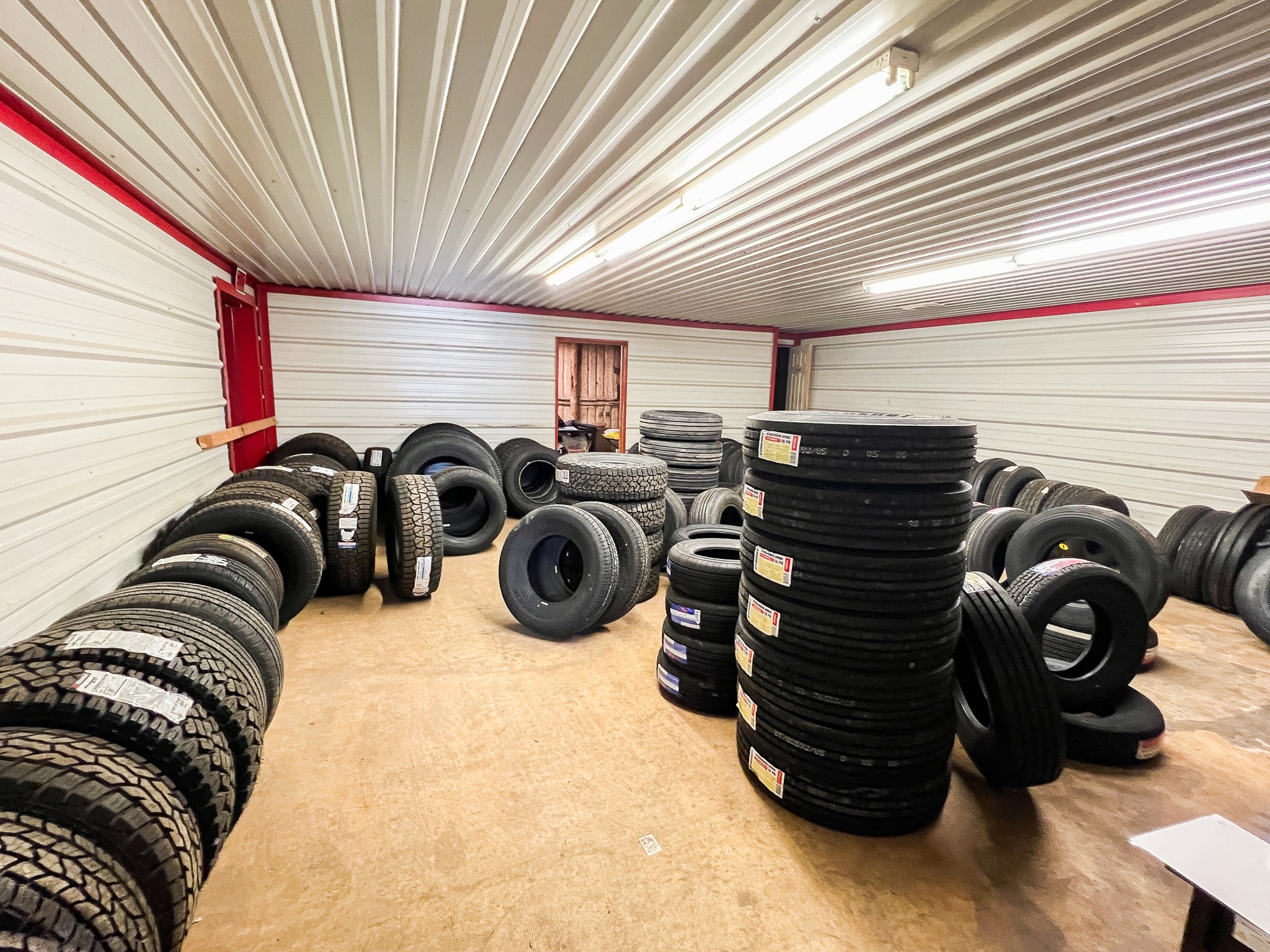 1106 W Main Street Olney TX 76374