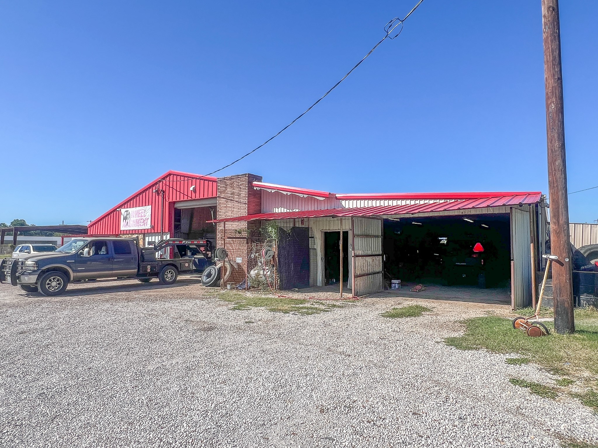 1106 W Main Street Olney TX 76374