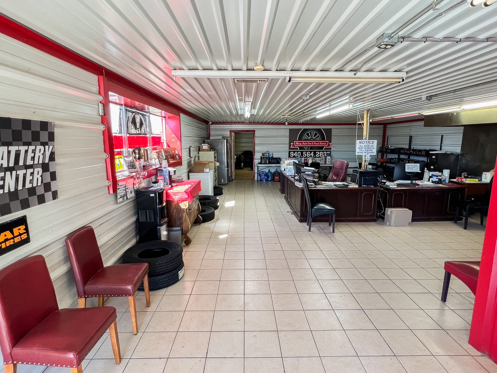 1106 W Main Street Olney TX 76374