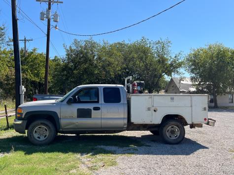 1106 W Main Street Olney TX 76374