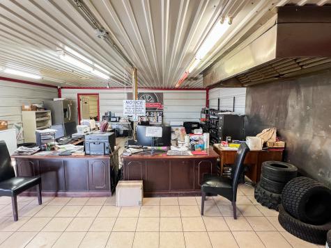 1106 W Main Street Olney TX 76374