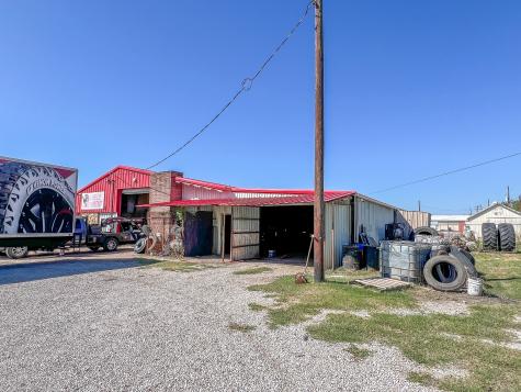 1106 W Main Street Olney TX 76374