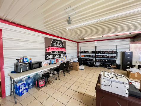 1106 W Main Street Olney TX 76374