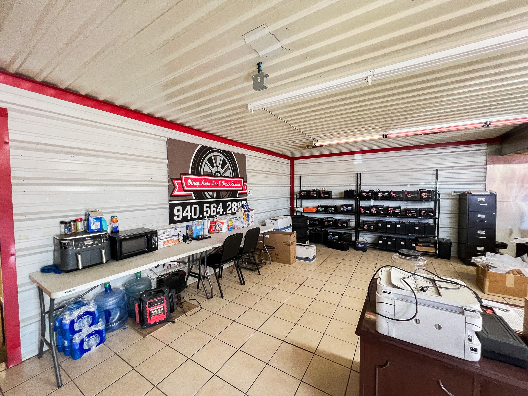 1106 W Main Street Olney TX 76374