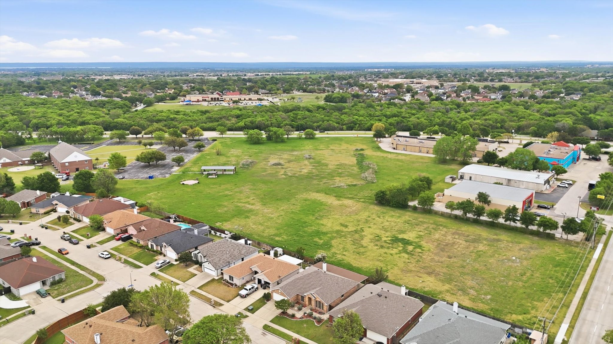 2045 Green Oaks Boulevard SE Arlington TX 76017