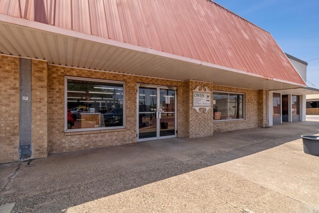 222 N Commerce Street Corsicana TX 75110