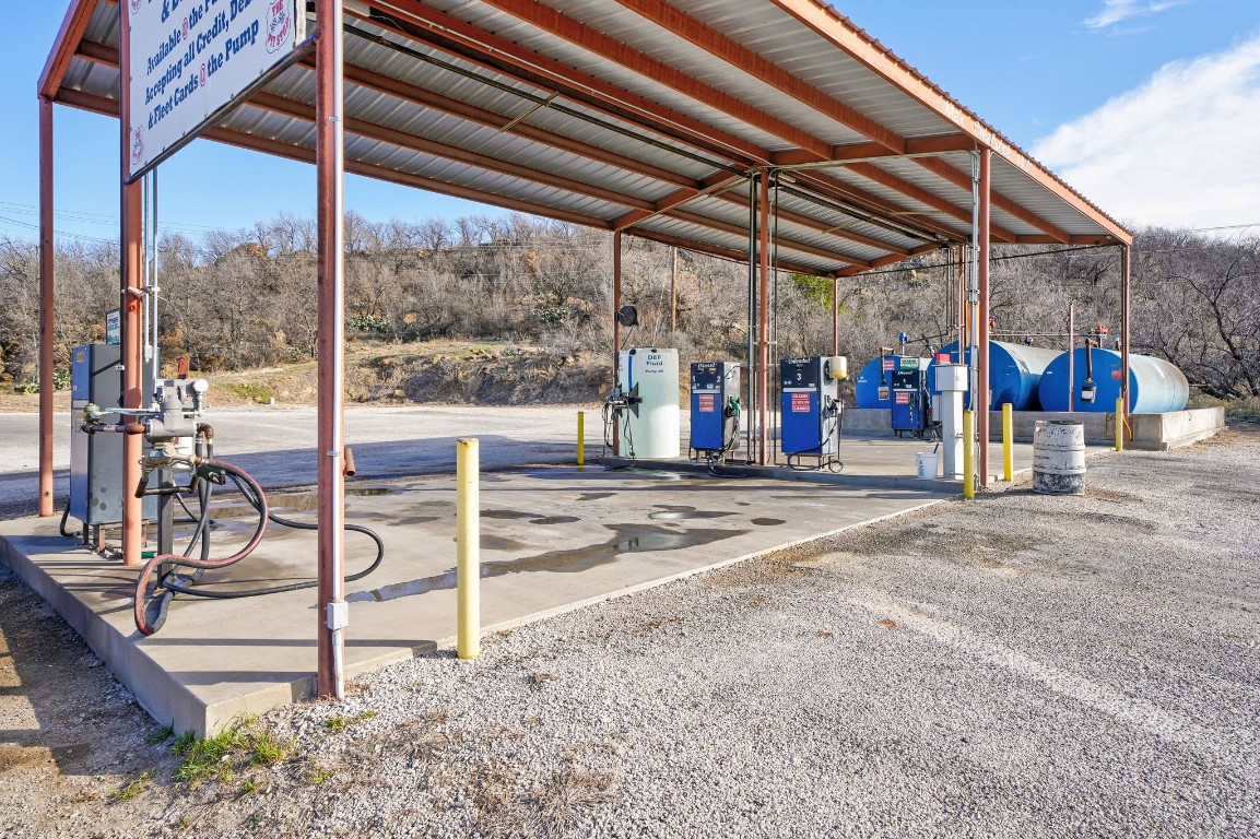 164 Us Highway 380 W Graham TX 76450