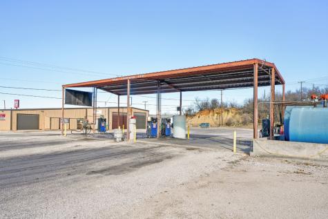 164 Us Highway 380 W Graham TX 76450
