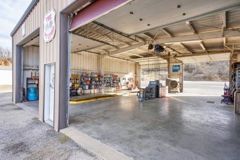 164 Us Highway 380 W Graham TX 76450
