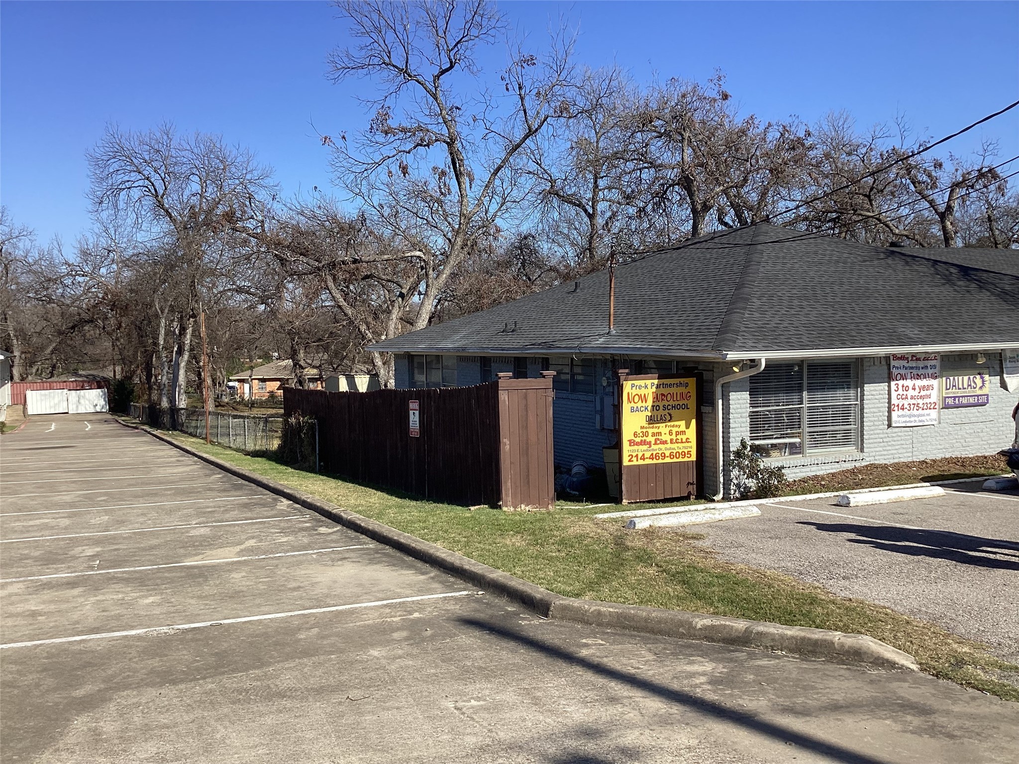 1123 E Ledbetter Drive Dallas TX 75216