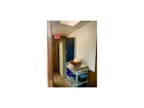 215 Main Street SW Ennis TX 75119
