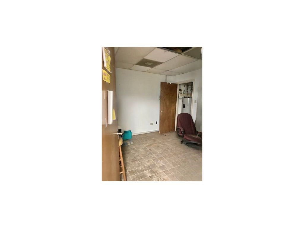 215 Main Street SW Ennis TX 75119