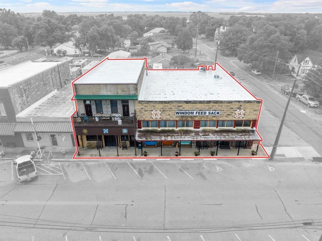 414 Main Street Windom TX 75492