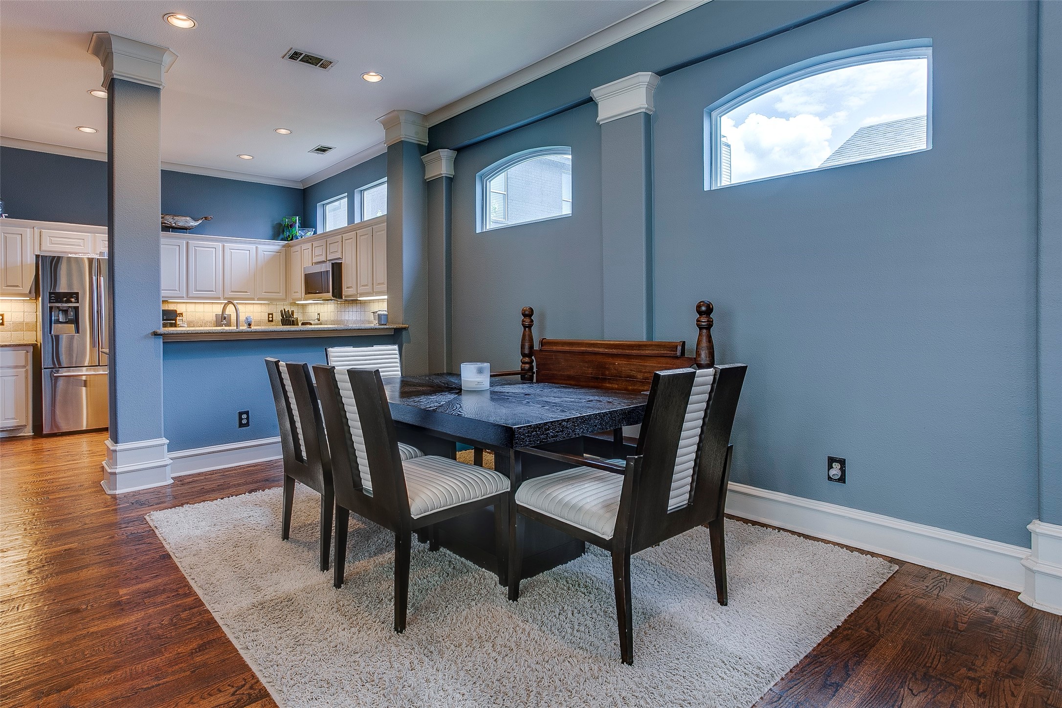 5006 Cedar Springs Road Dallas TX 75235