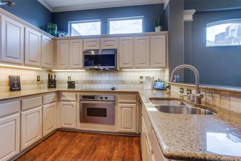 5006 Cedar Springs Road Dallas TX 75235