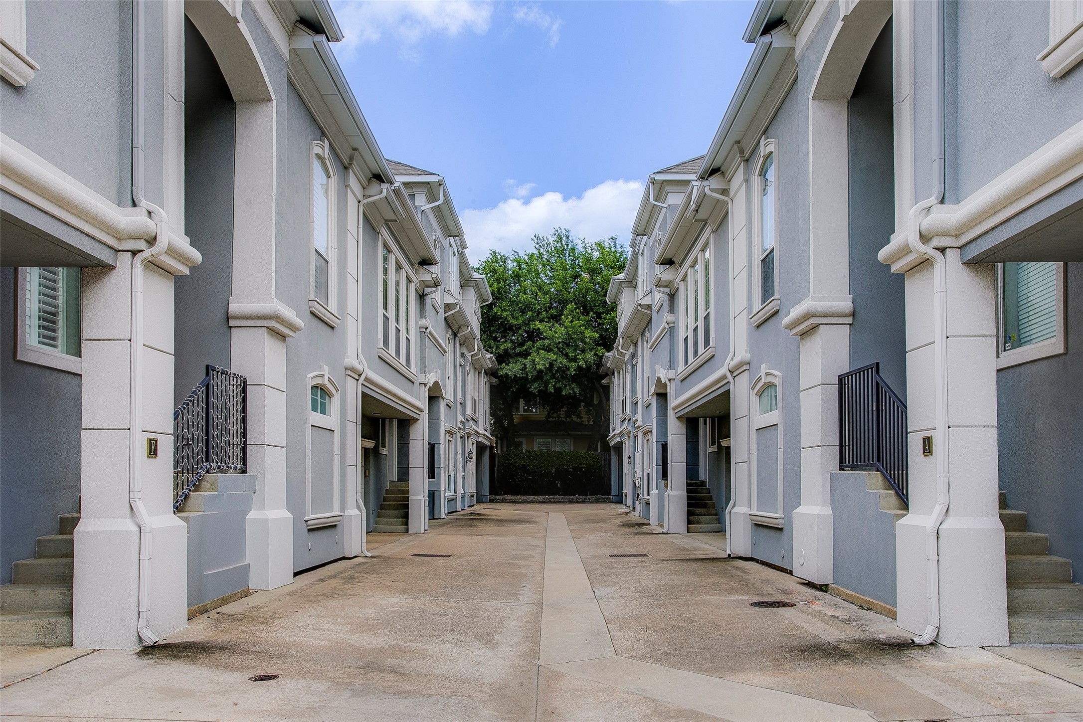 5006 Cedar Springs Road Dallas TX 75235