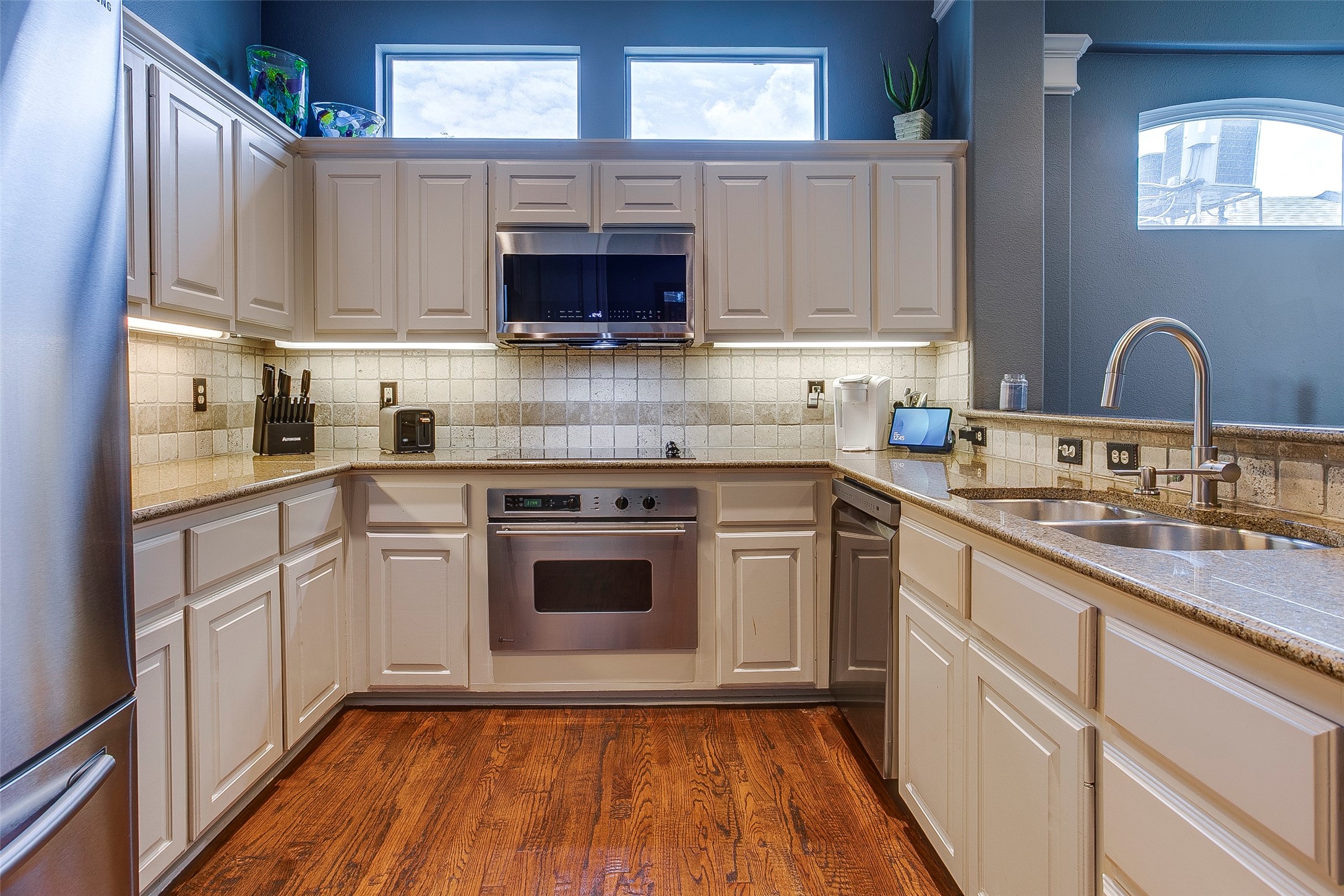 5006 Cedar Springs Road Dallas TX 75235