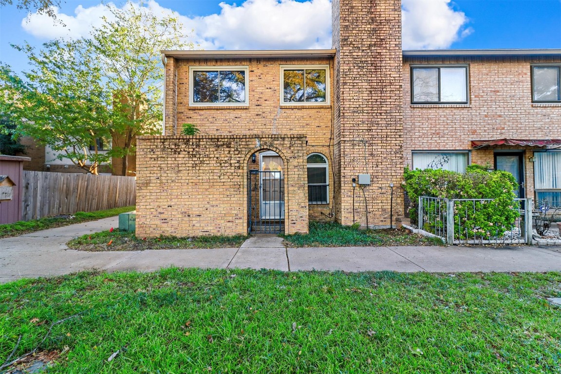 3616 Holly Tree Trail Garland TX 75044