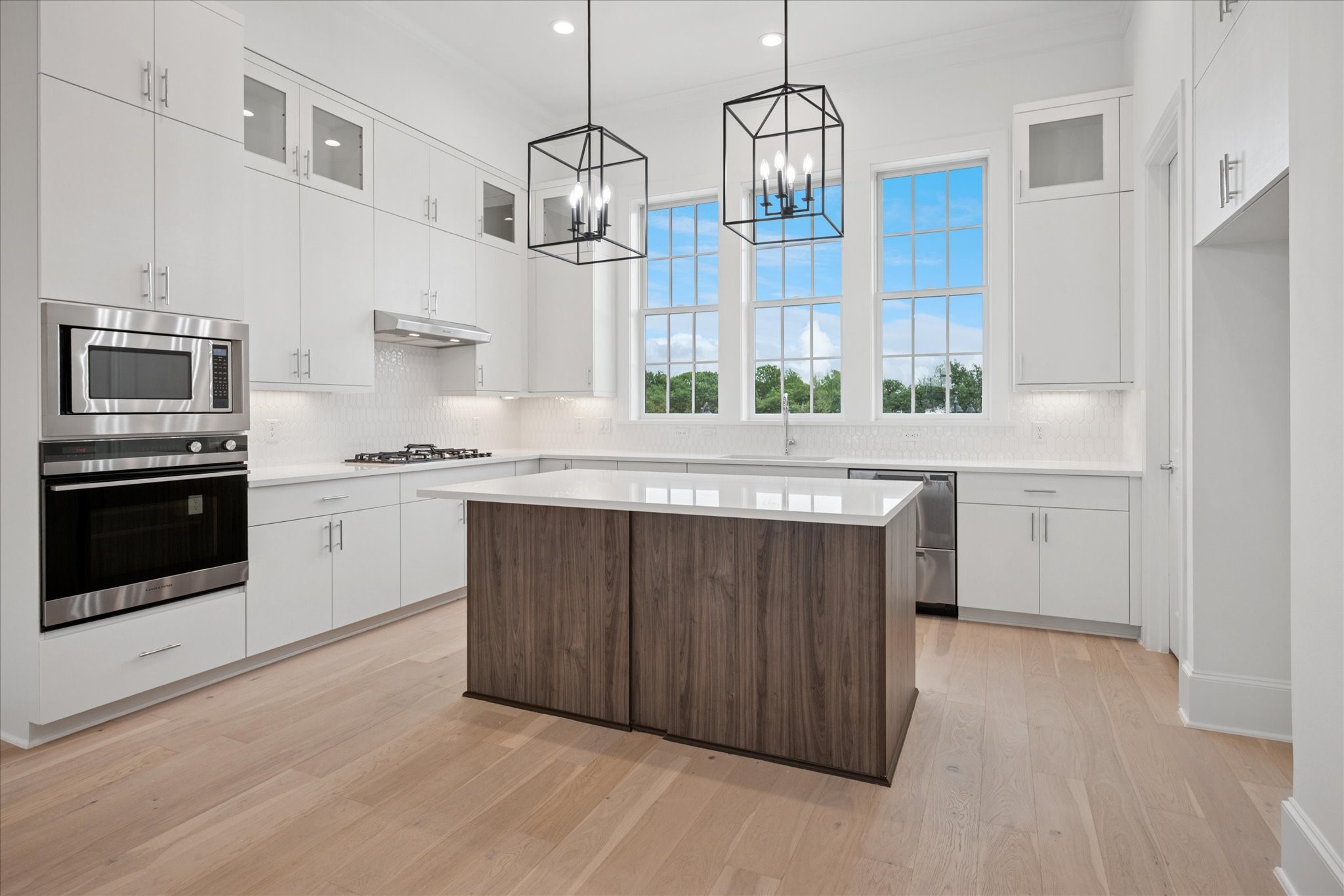 6007 Laurel Lane Addison TX 75001