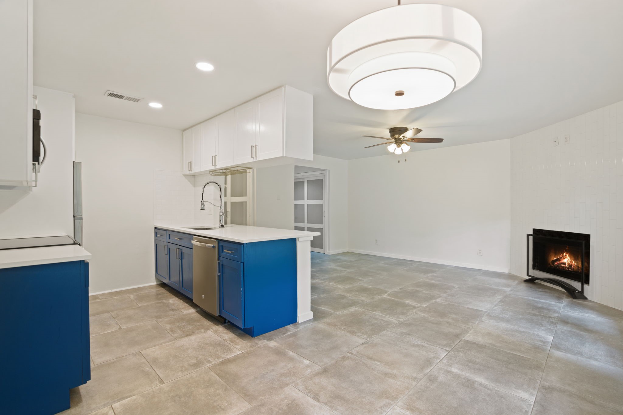 2505 Wedglea Drive Dallas TX 75211