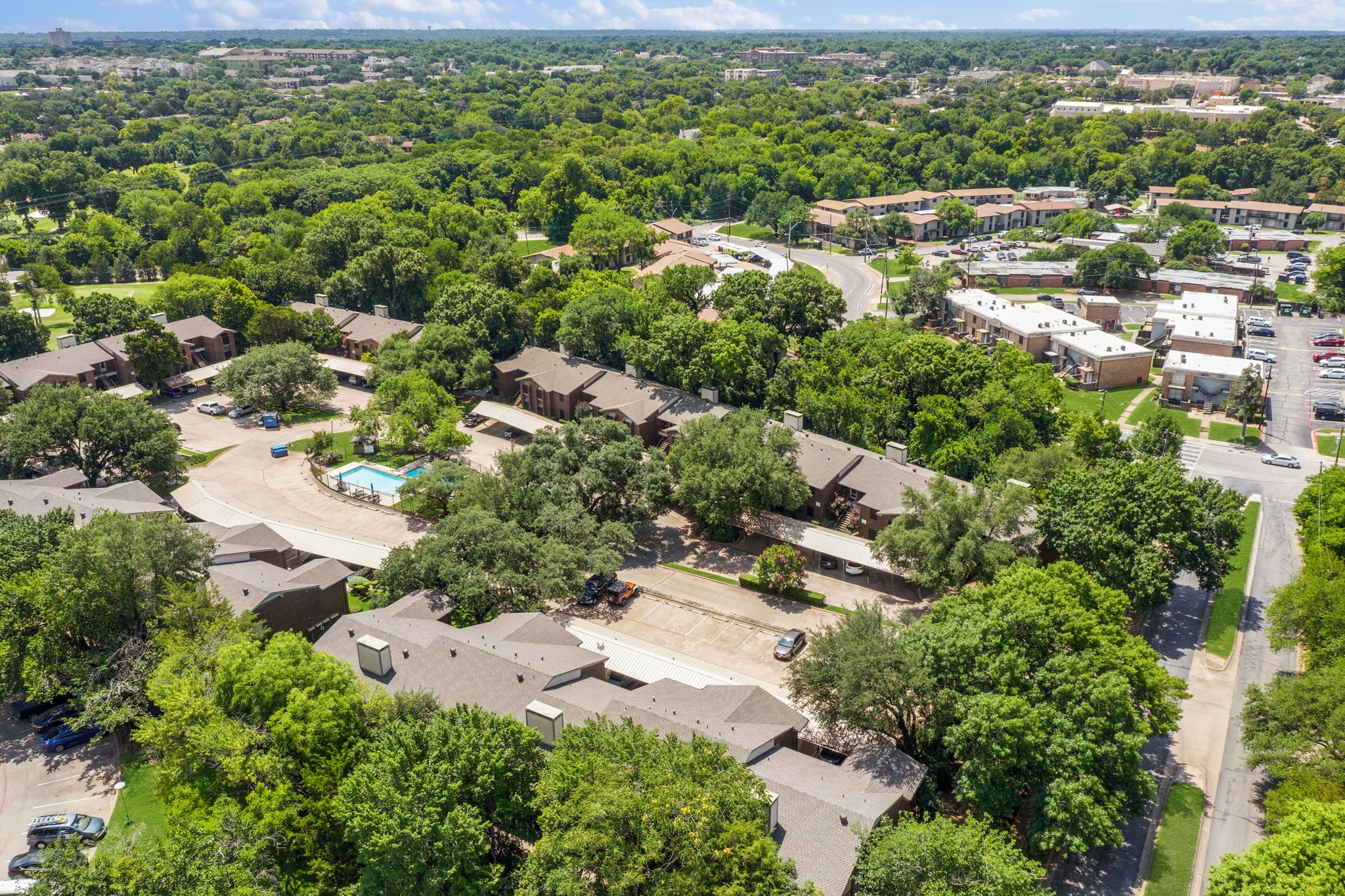 2505 Wedglea Drive Dallas TX 75211