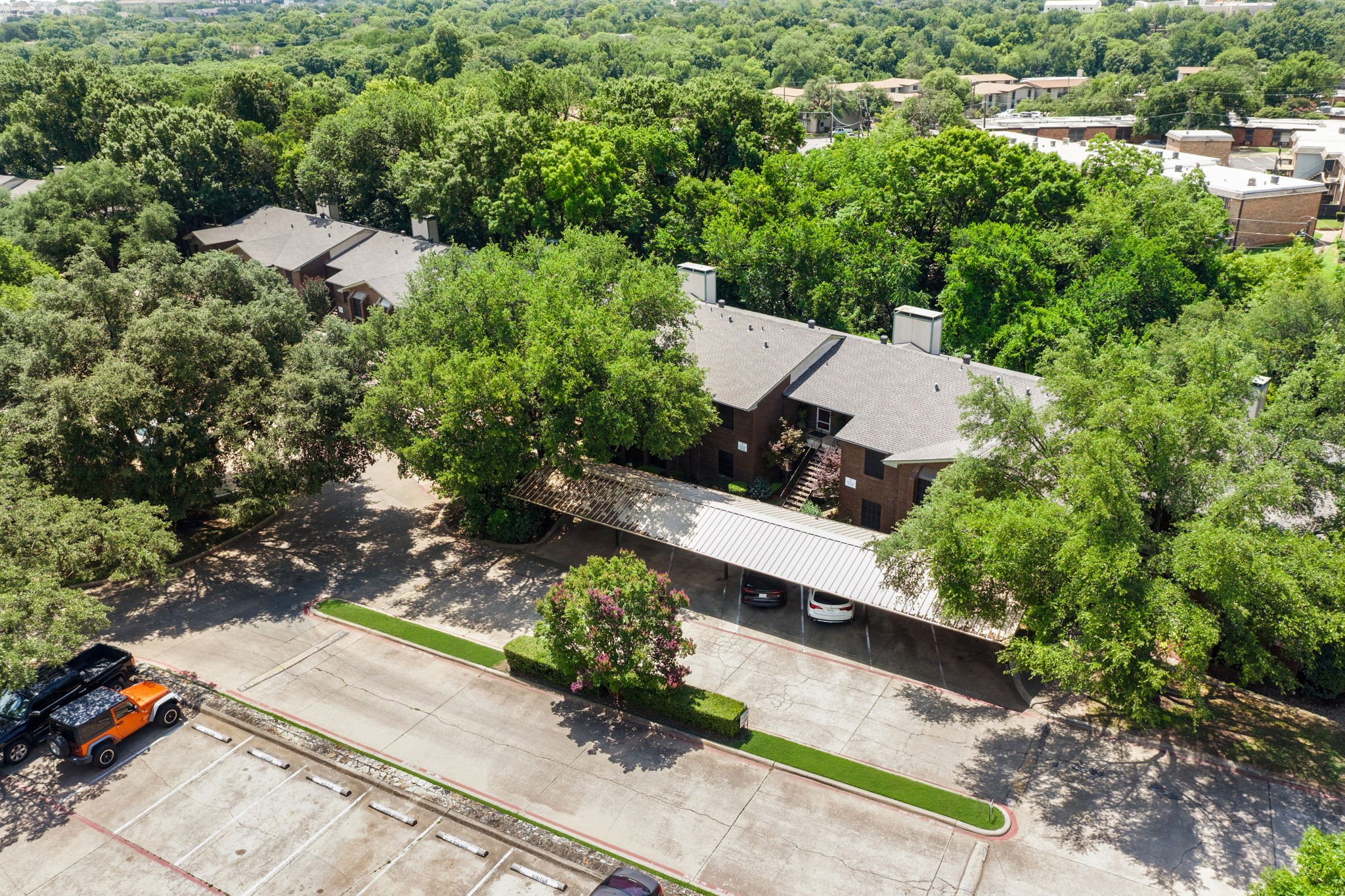 2505 Wedglea Drive Dallas TX 75211