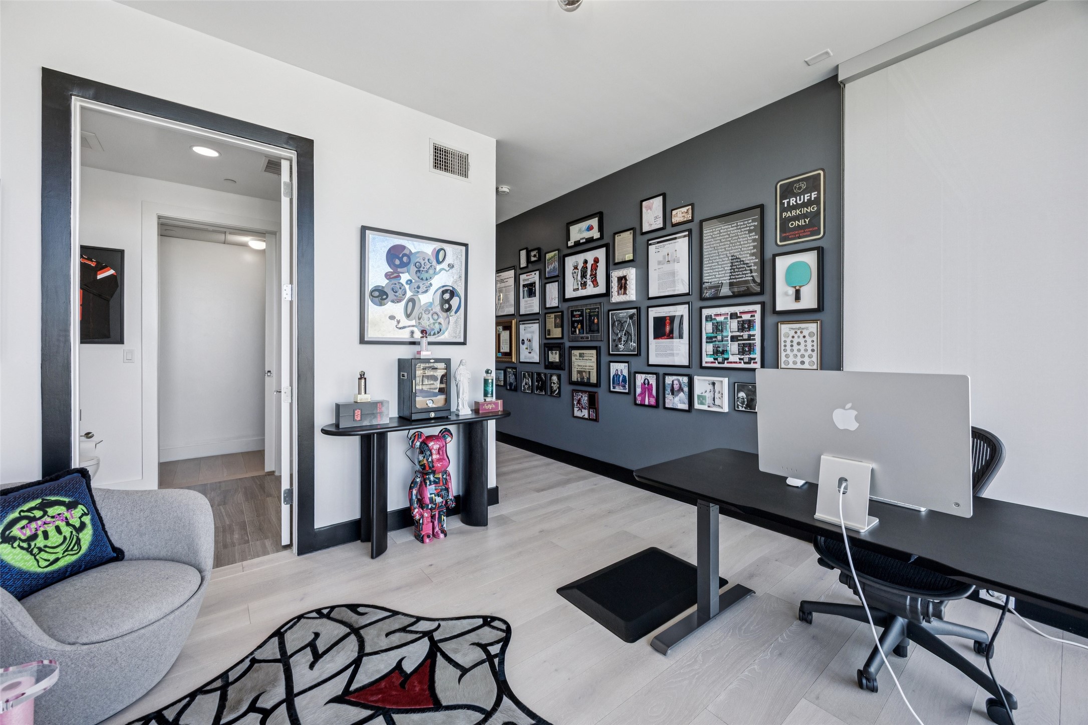 3130 N Harwood Street Dallas TX 75201