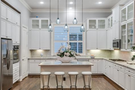 2141 Helsminster Drive Dallas TX 75201