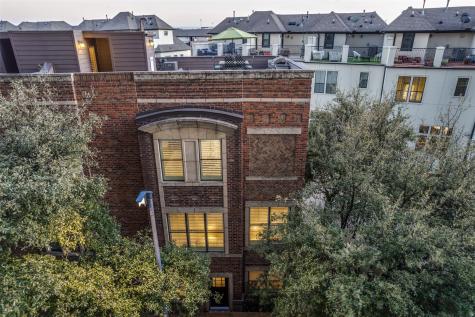 2111 Albany Street Dallas TX 75201