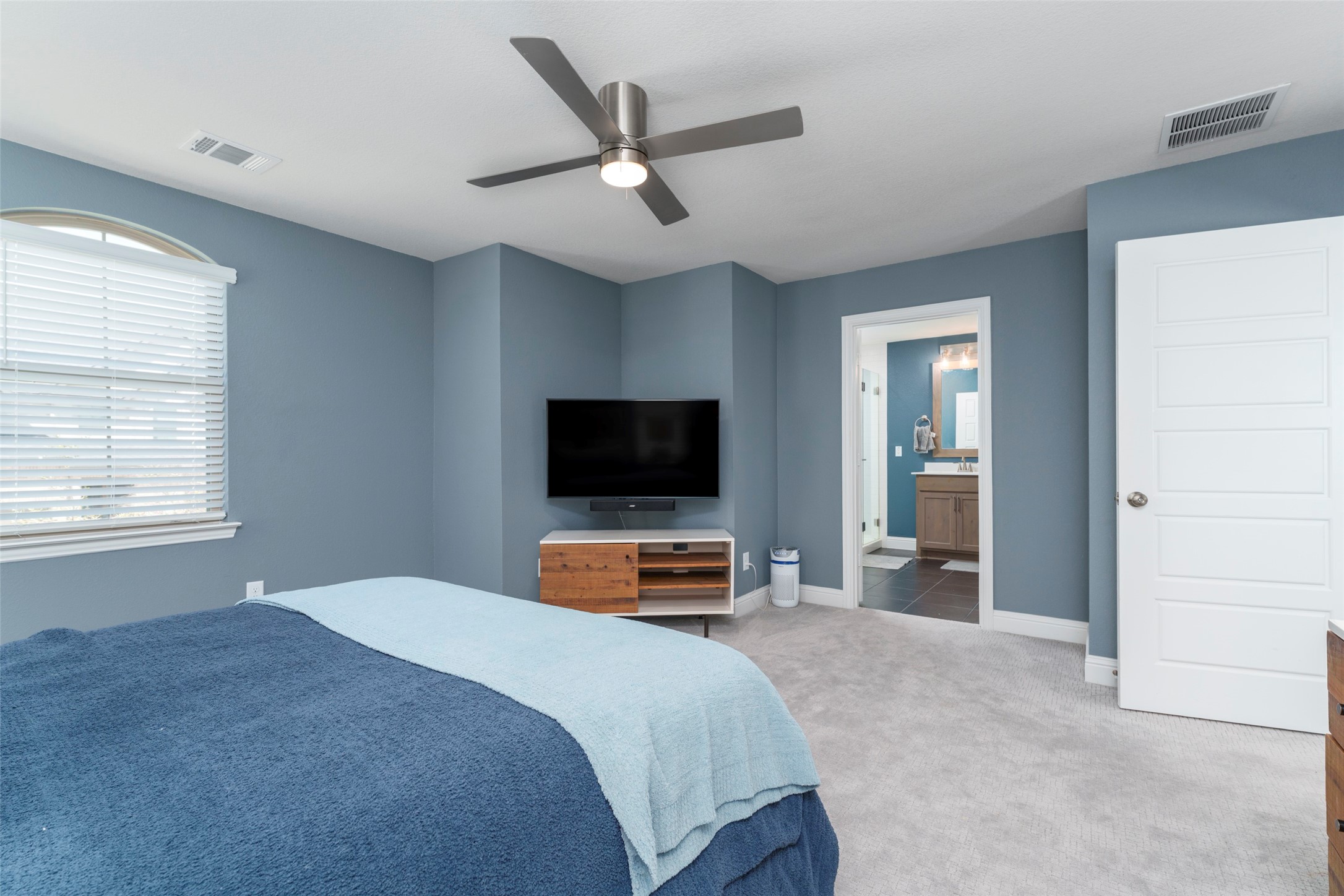 4215 Swinley Forest Drive Arlington TX 76017