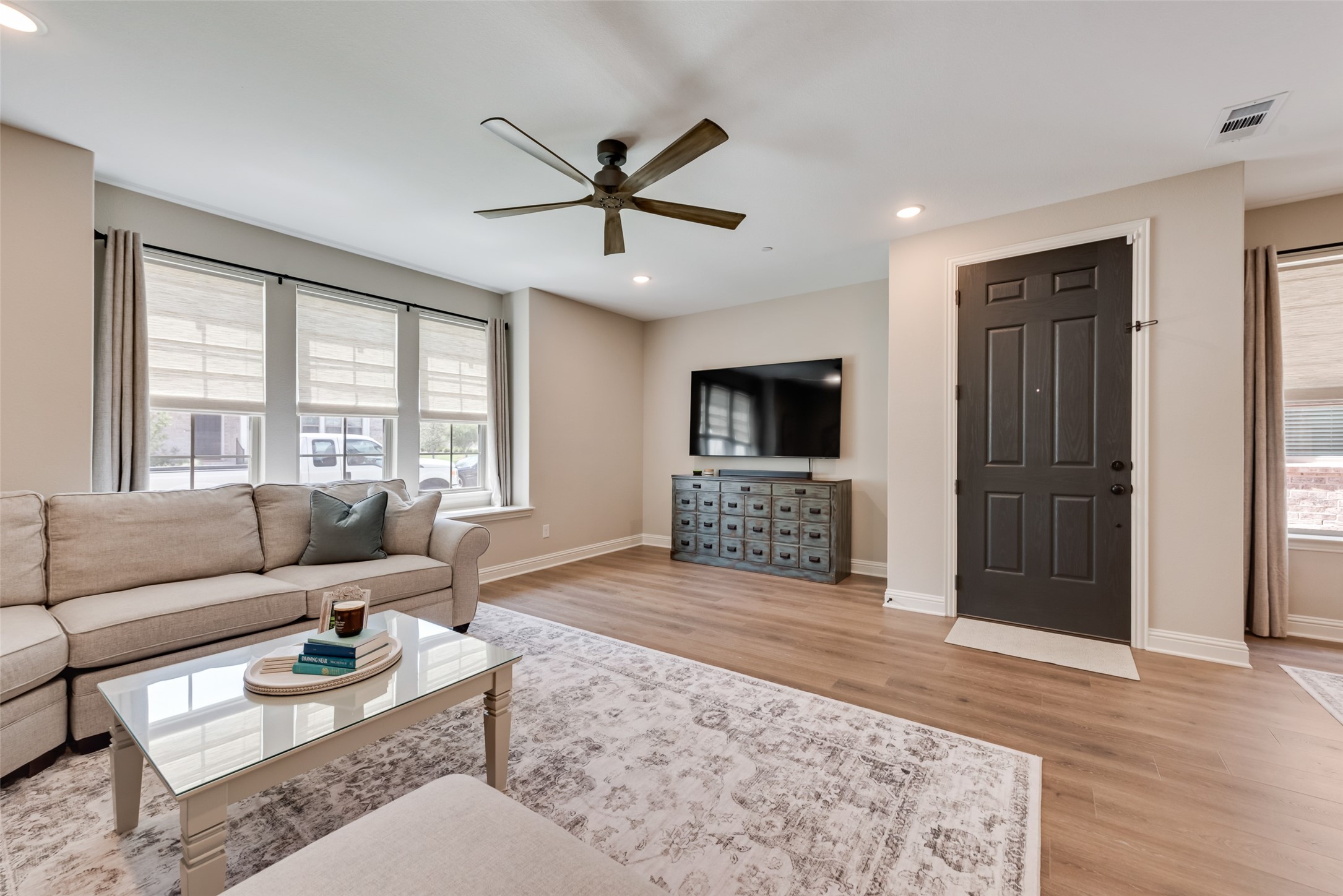 424 Parkside Drive Argyle TX 76226