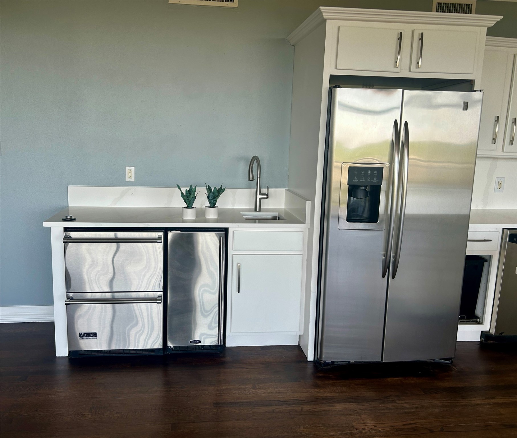 6211 W Northwest Dallas TX 75225