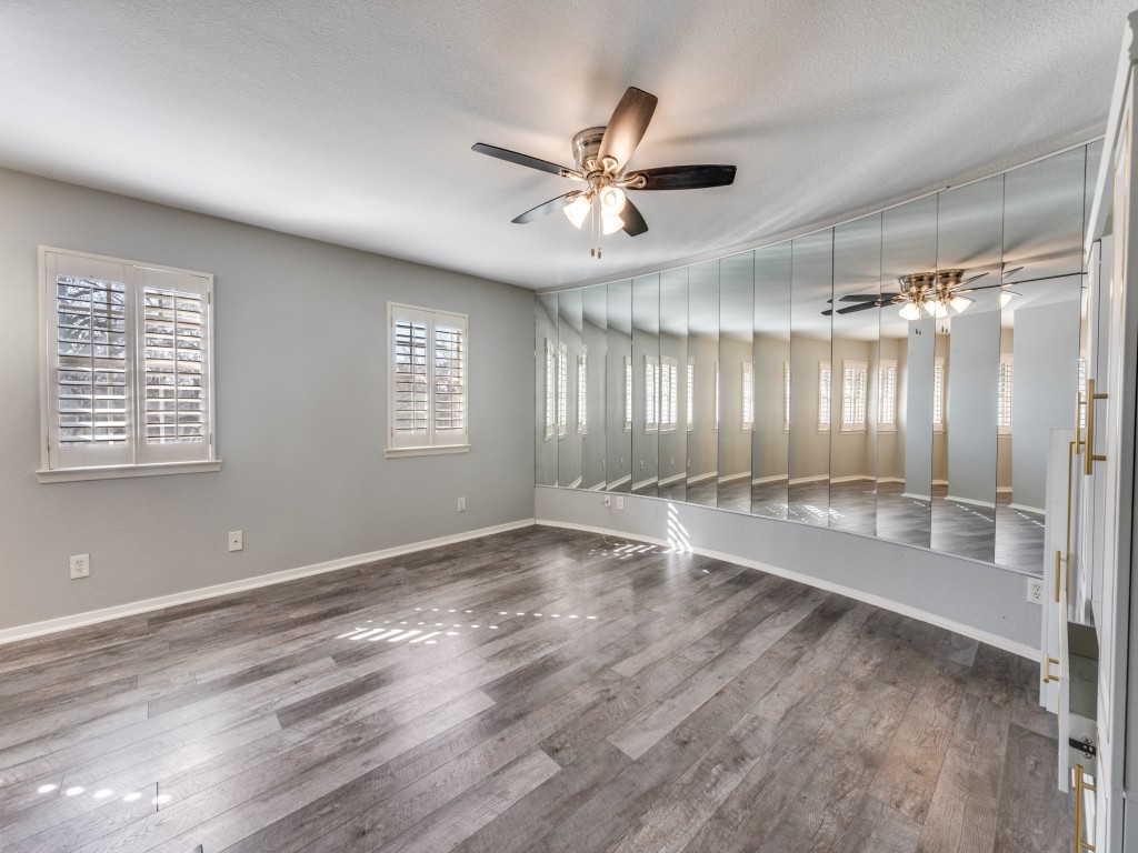 206 Westview Terrace Arlington TX 76013