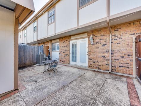 206 Westview Terrace Arlington TX 76013