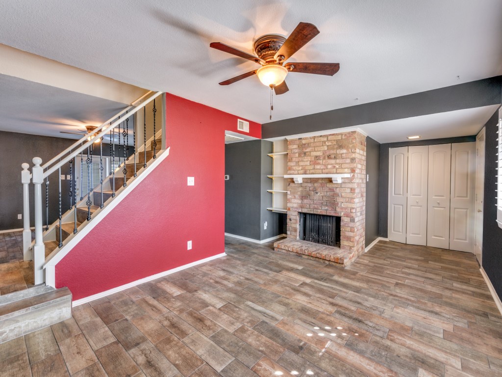 206 Westview Terrace Arlington TX 76013
