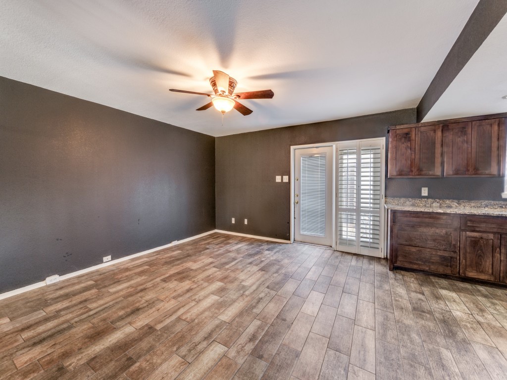 206 Westview Terrace Arlington TX 76013