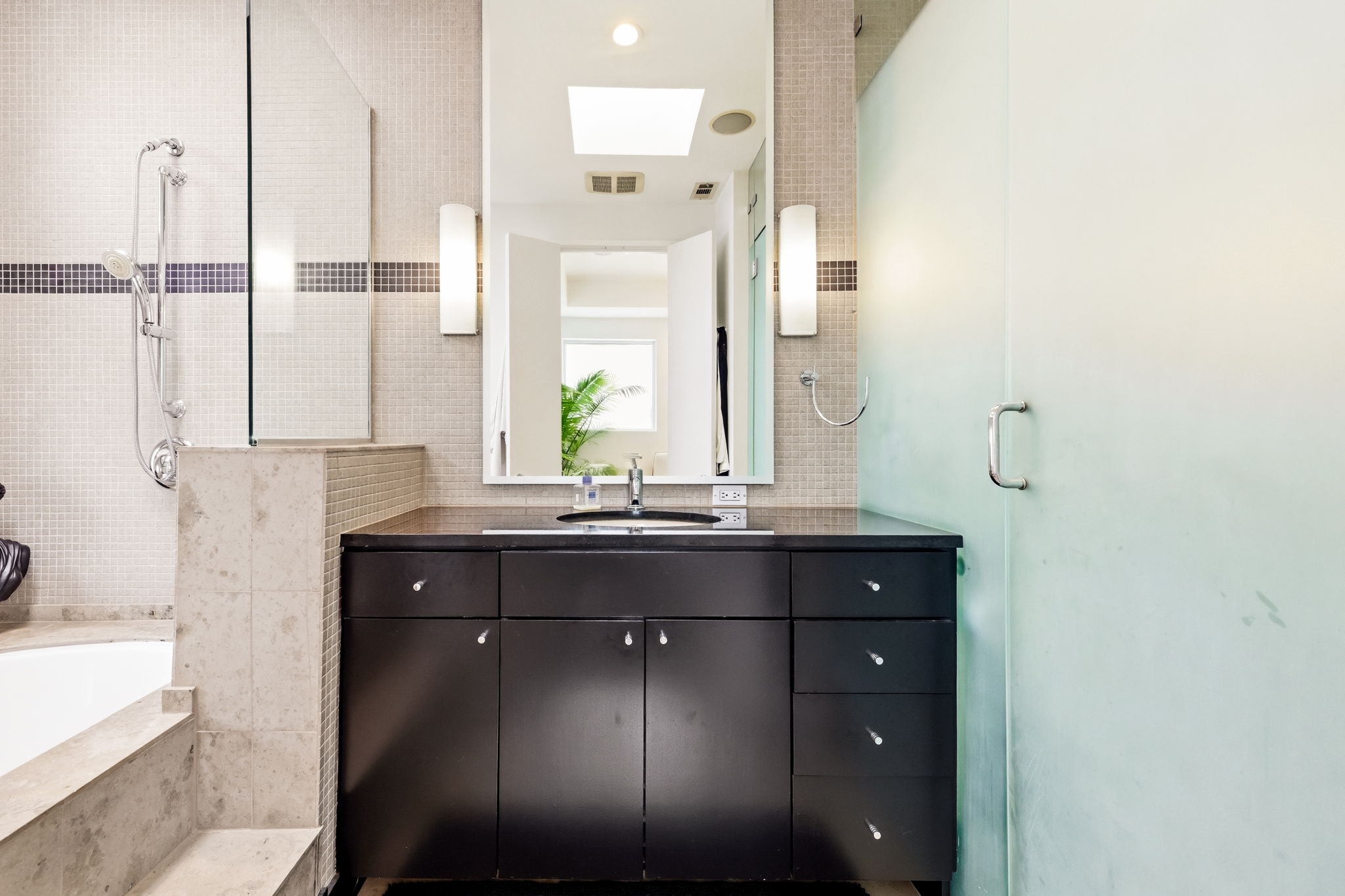 4023 Bowser Avenue Dallas TX 75219