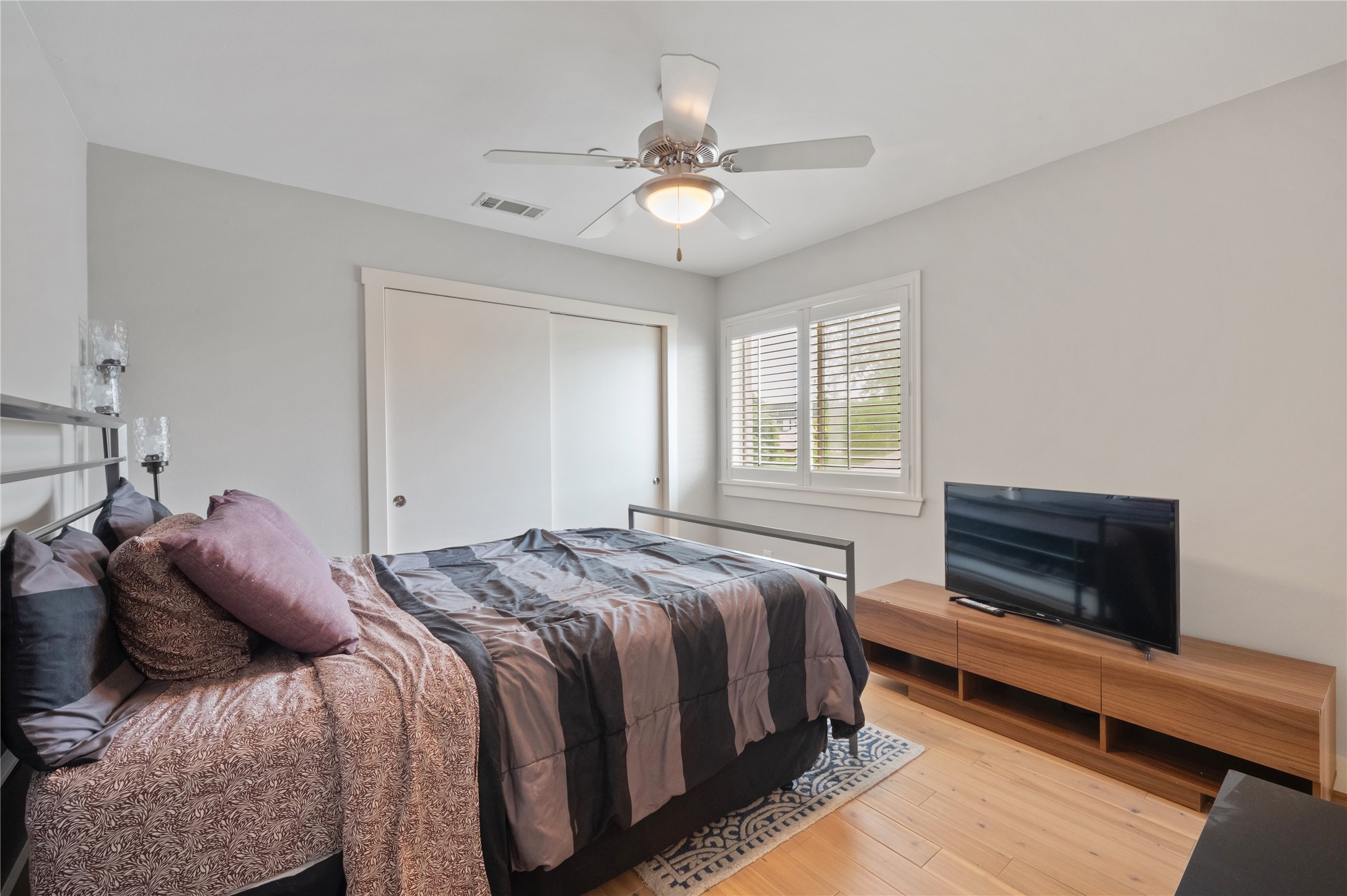 5737 Live Oak Street Dallas TX 75206