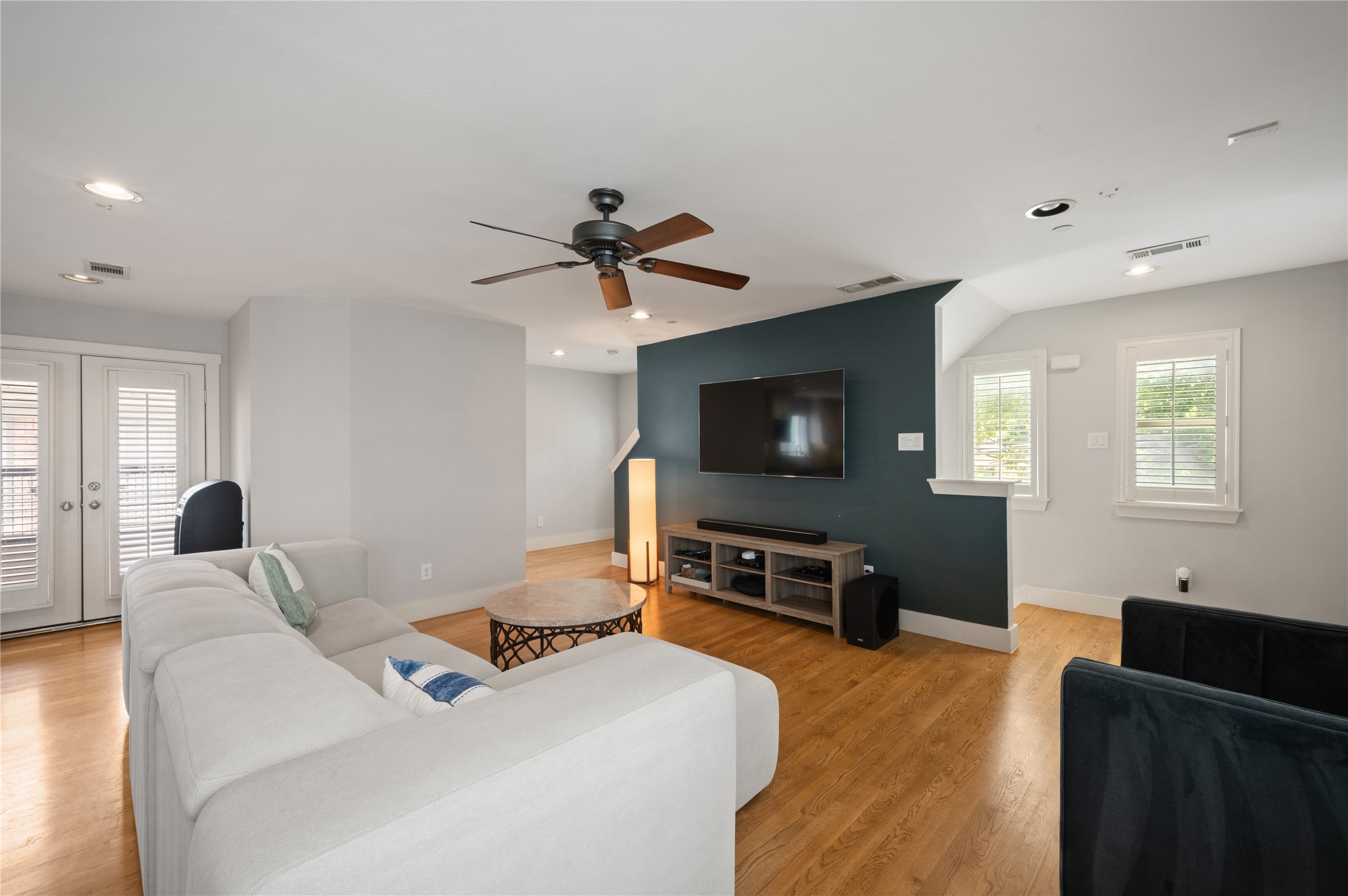5737 Live Oak Street Dallas TX 75206