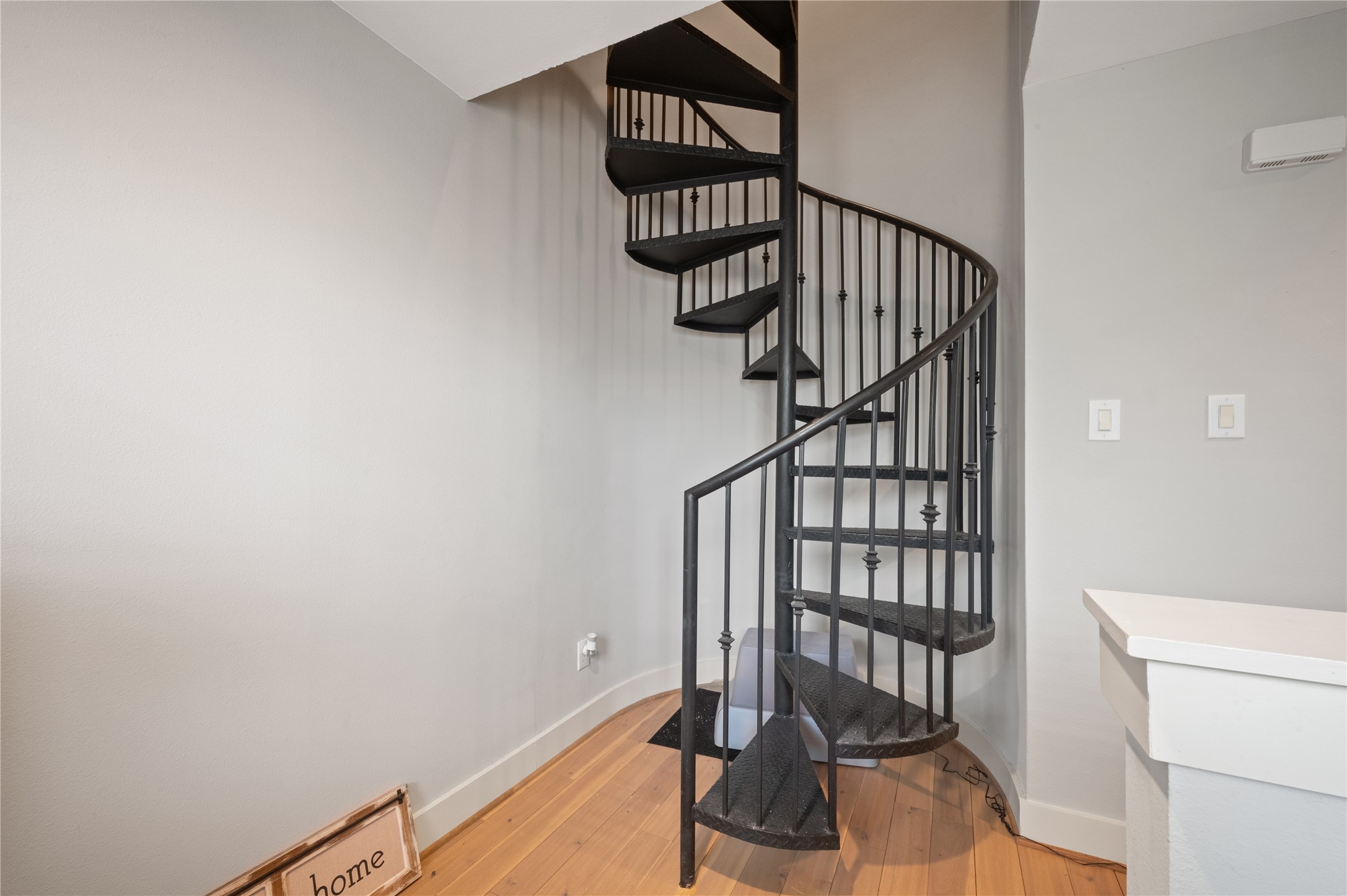 5737 Live Oak Street Dallas TX 75206