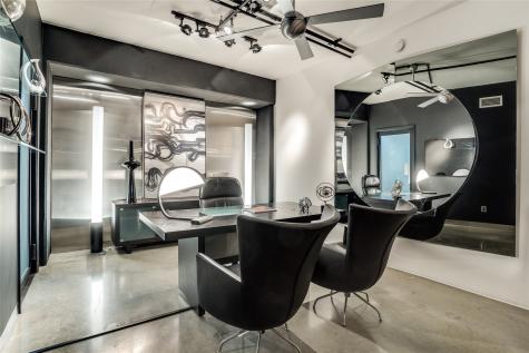 2011 Cedar Springs Road Dallas TX 75201