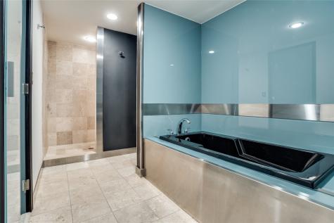 2011 Cedar Springs Road Dallas TX 75201
